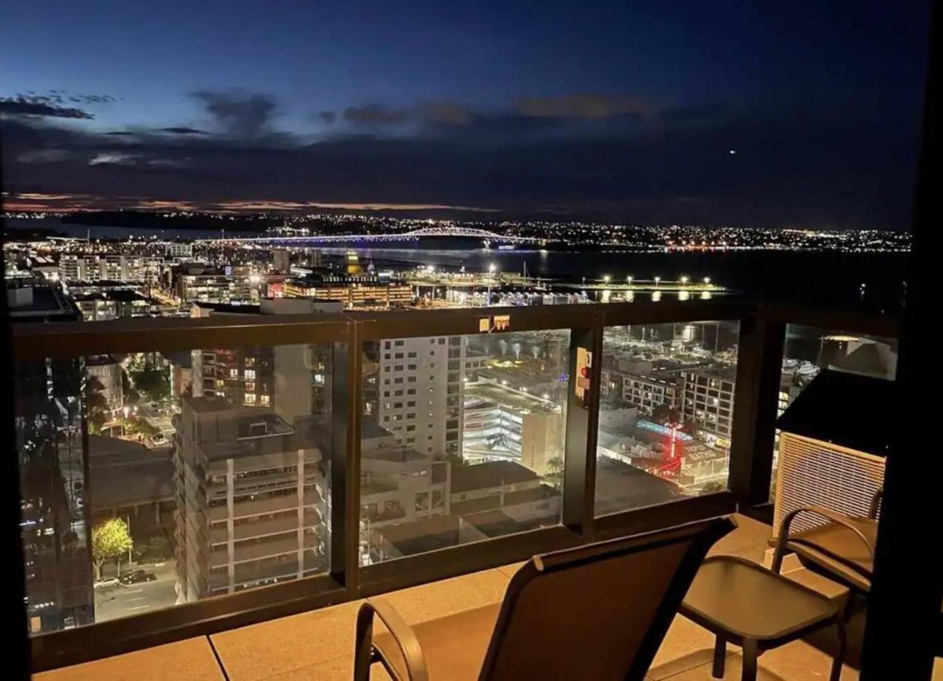 Magnificent Skytower, Sea, Habour View In Cbd Apartment Auckland Ngoại thất bức ảnh